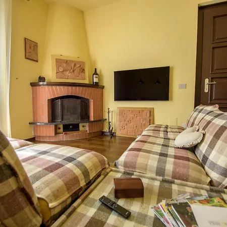 La Pianazza: Coastal Retreat With Private Garden Villa Bracco